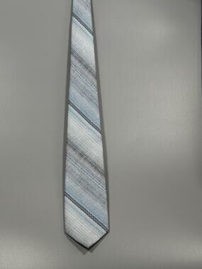 Vintage 1970s Wemlon by Wembley Blue Gray Stripe Washable Men's Tie 54.75"